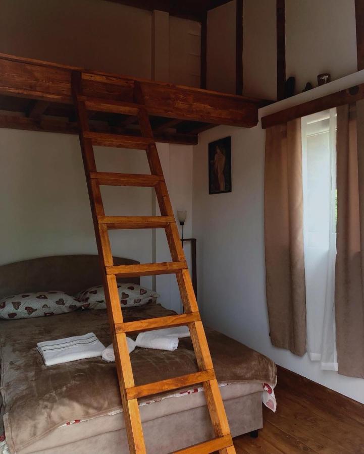 Vikendica,Bungalovi Lipska Pecina Cetinje Exteriör bild