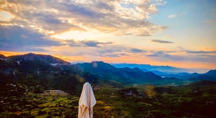 Vikendica,Bungalovi Lipska Pecina Cetinje Exteriör bild