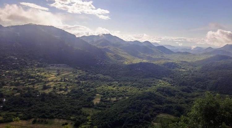 Vikendica,Bungalovi Lipska Pecina Cetinje Exteriör bild